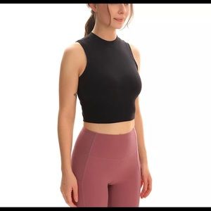 Workout Athletic Tank Top Crop